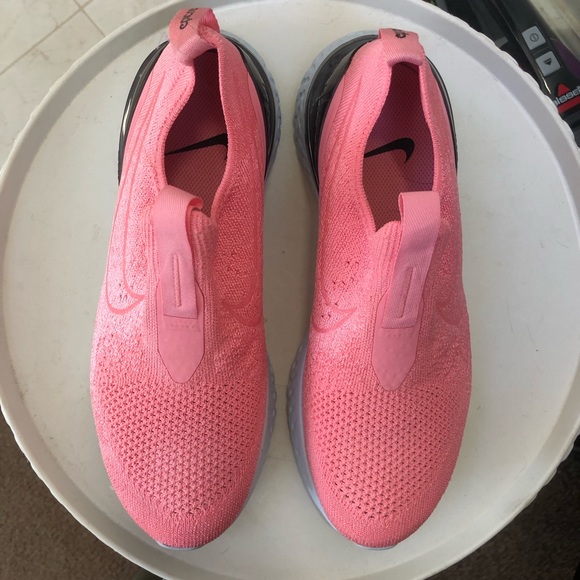 COPY - Nike Epic Phantom React Flyknit 'Bright Melon’ - Picture 3 of 12